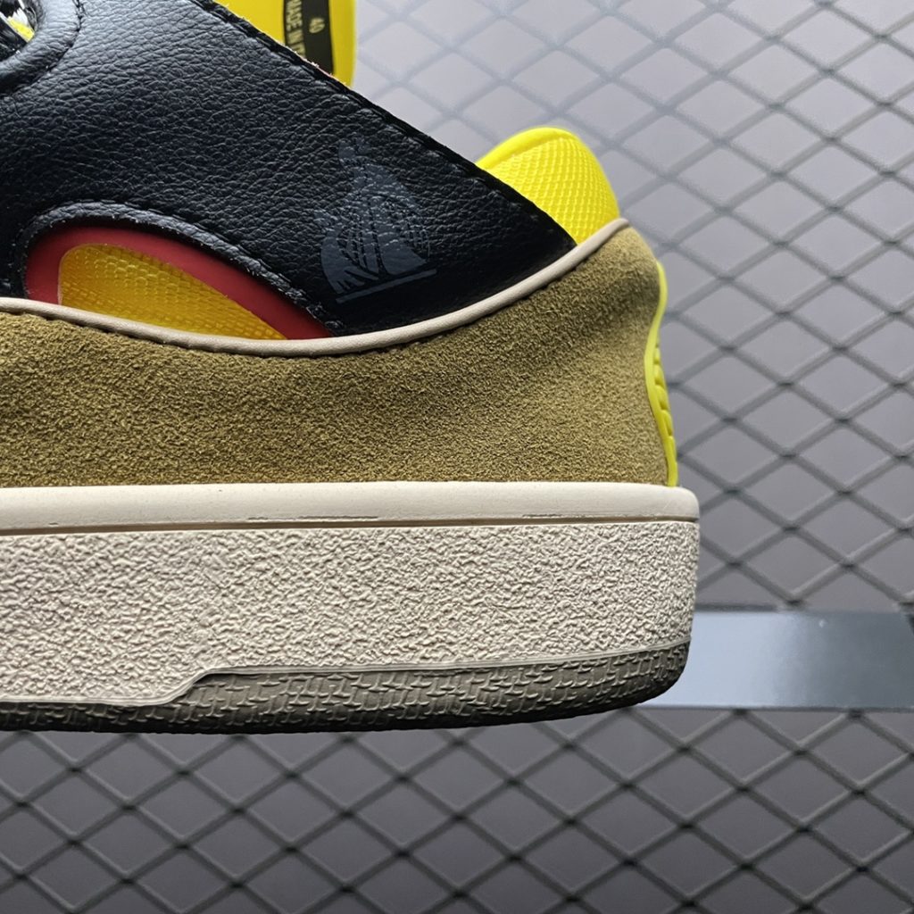 LANVIN CURB series casual sneakers Bread shoes Major Internet celebrities crazy feet Original 1:1 mold opening heavy process production The fabric is made of imported cow frosted environmentally friendly cow reverse velvet Golden steel mesh fabric Soft and breathable space cotton fabric inside Original mold open mold two-color TPU outsole Size: 35 36 37 38 39 40 41 42 43 44 45 Item No: 41UPOI201