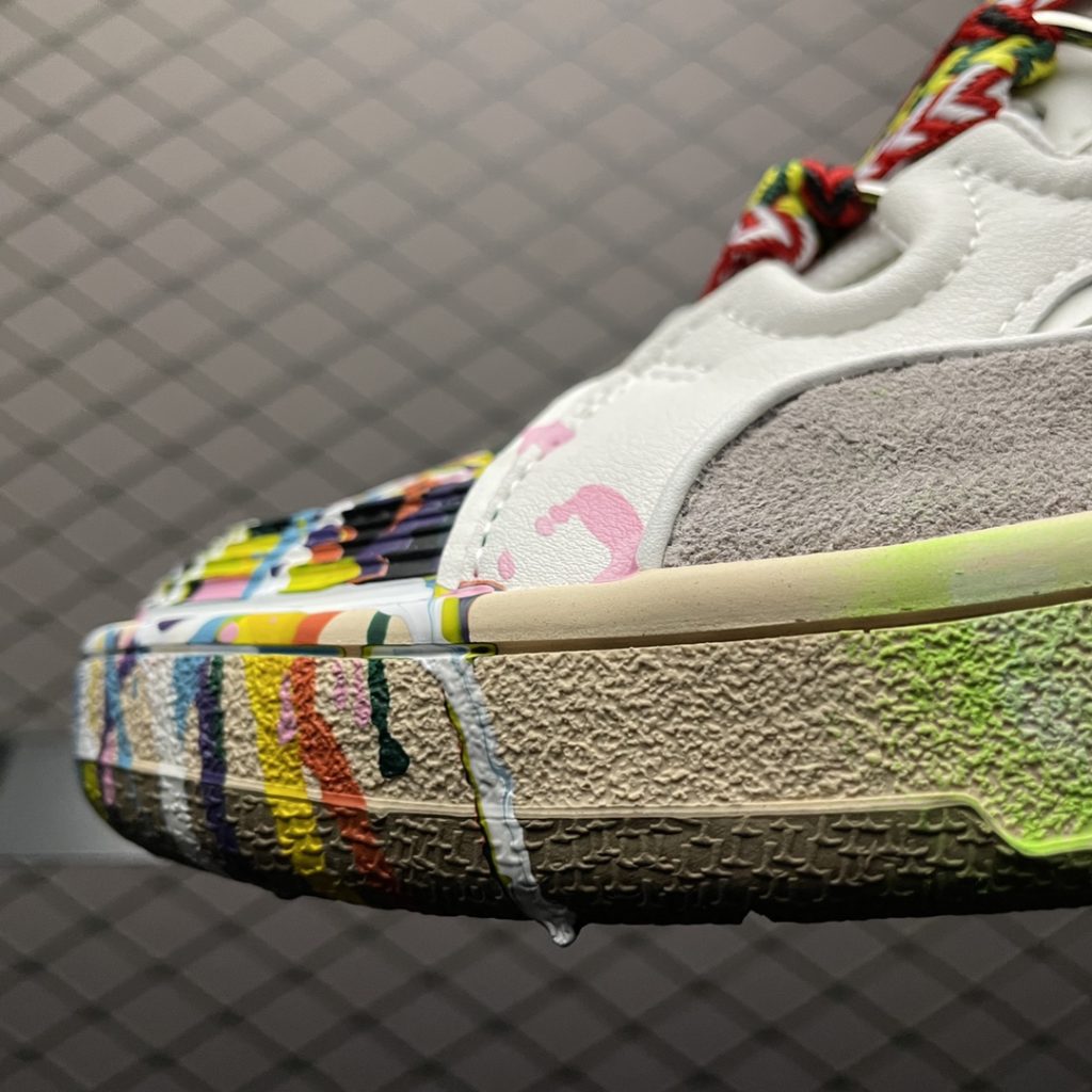 LANVIN 21s latest catwalk CURB series casual sneakers Major Internet celebrities are also crazy The original 1:1 mold opening heavy process production The fabric is made of imported cow frosted environmentally friendly beef reverse velvet gold steel mesh fabric Soft and breathable space cotton fabric inside Original mold open mold two-color TPU outsole Women's model: 35-40 Men's model: 39-45 Item No.: 41UPOI588