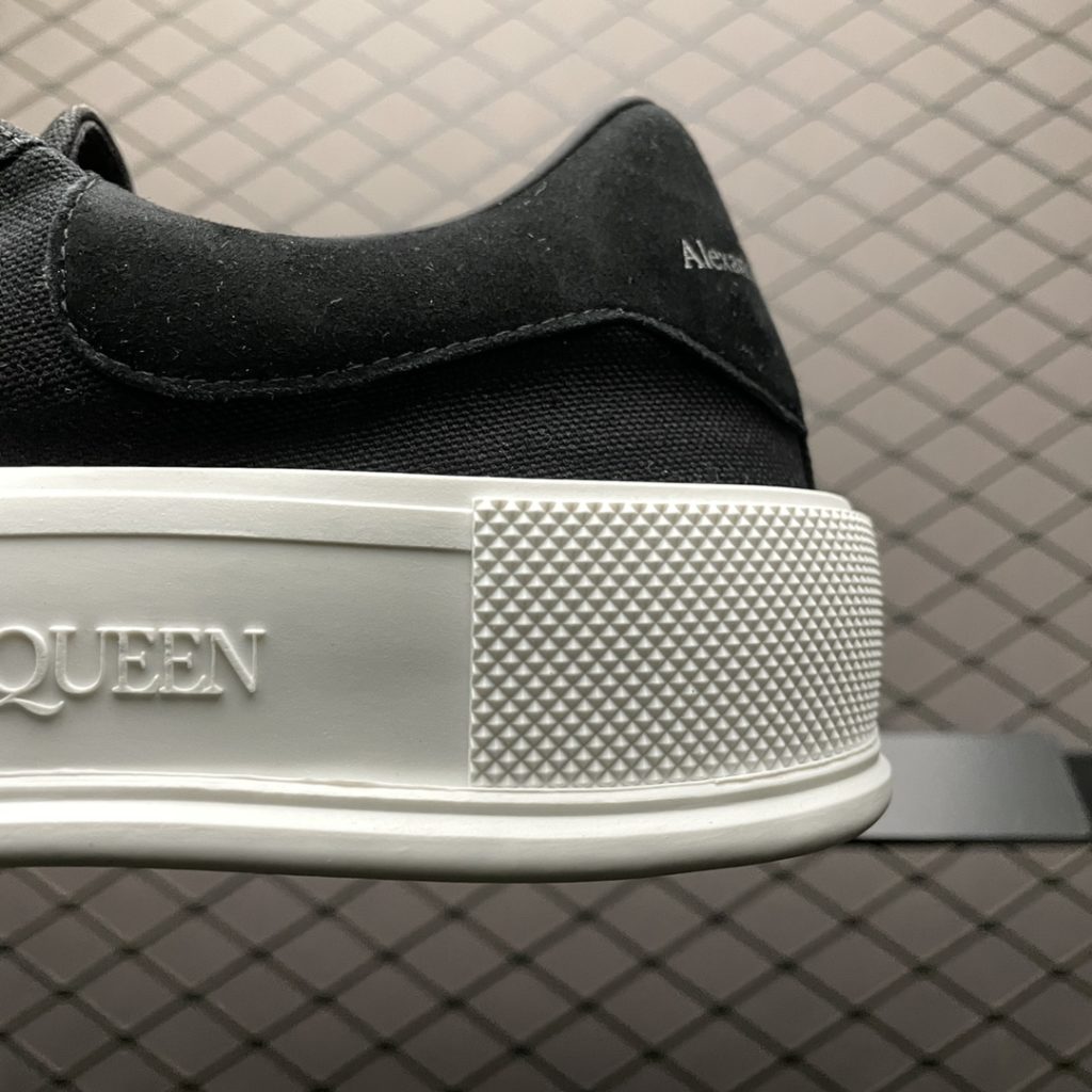 \Alexander McQueen 21S New Low Top Casual Sports Shoes Original Open Mold TPU Anti Slip Open Mold Sole Does Not Fade, Built-in NFC Scan Chip Fabric Made of Imported Silk Matte Original Latest Material Cowhide Pads Original Sole Resilience Excellent Durability and Comfort Sole Thickness 4.5cm Full Set Original Packaging In and Out Counter No Pressure Size: 35 36 37 38 39