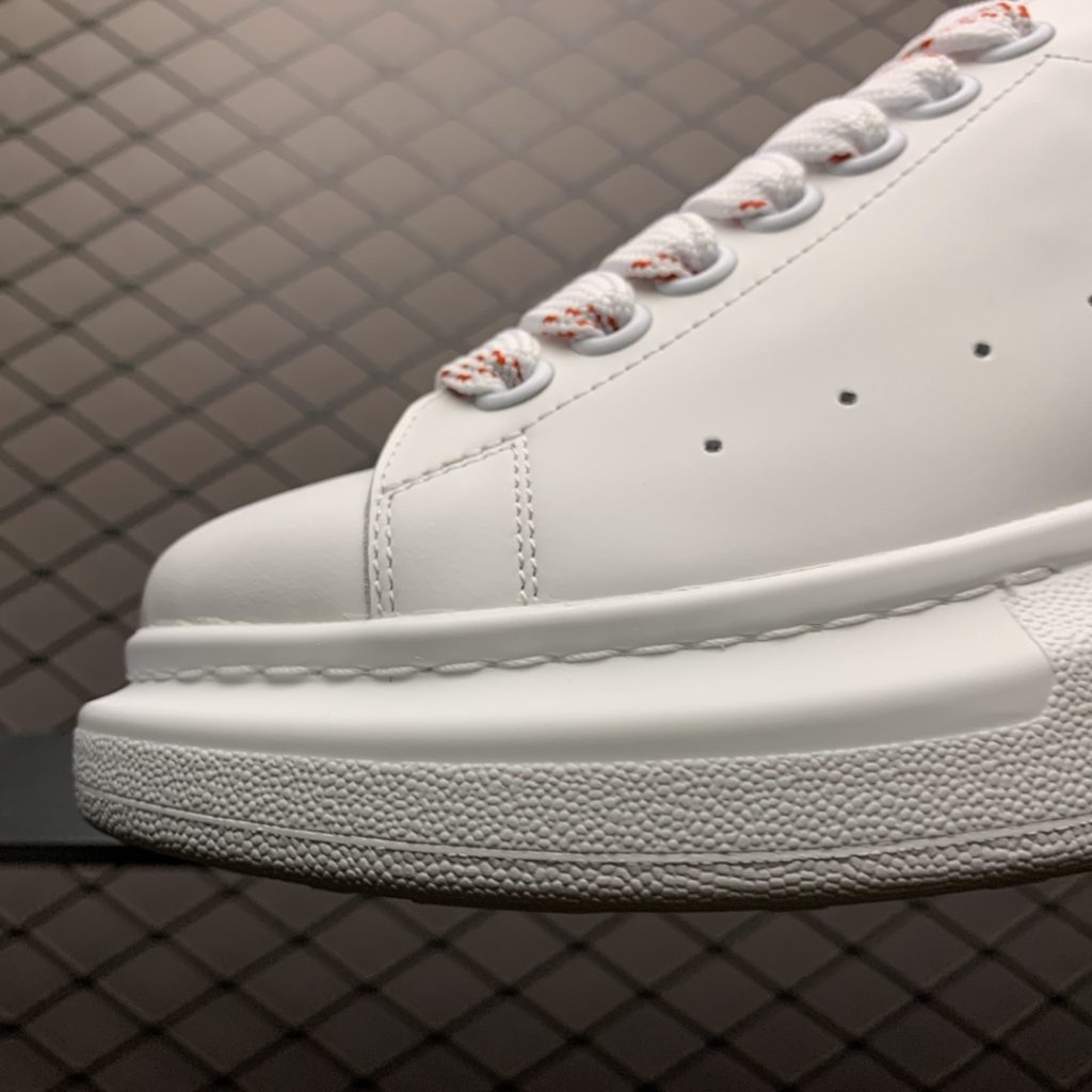 Alexander McQueen Thick Sole Casual Sports Shoes Fabric Imported Topcoat Cowhide Inner Lining Imported Sheepskin Fully Handmade Perforated insole Made of High Density Latex and Sheepskin Size: 35 36 37 38 39