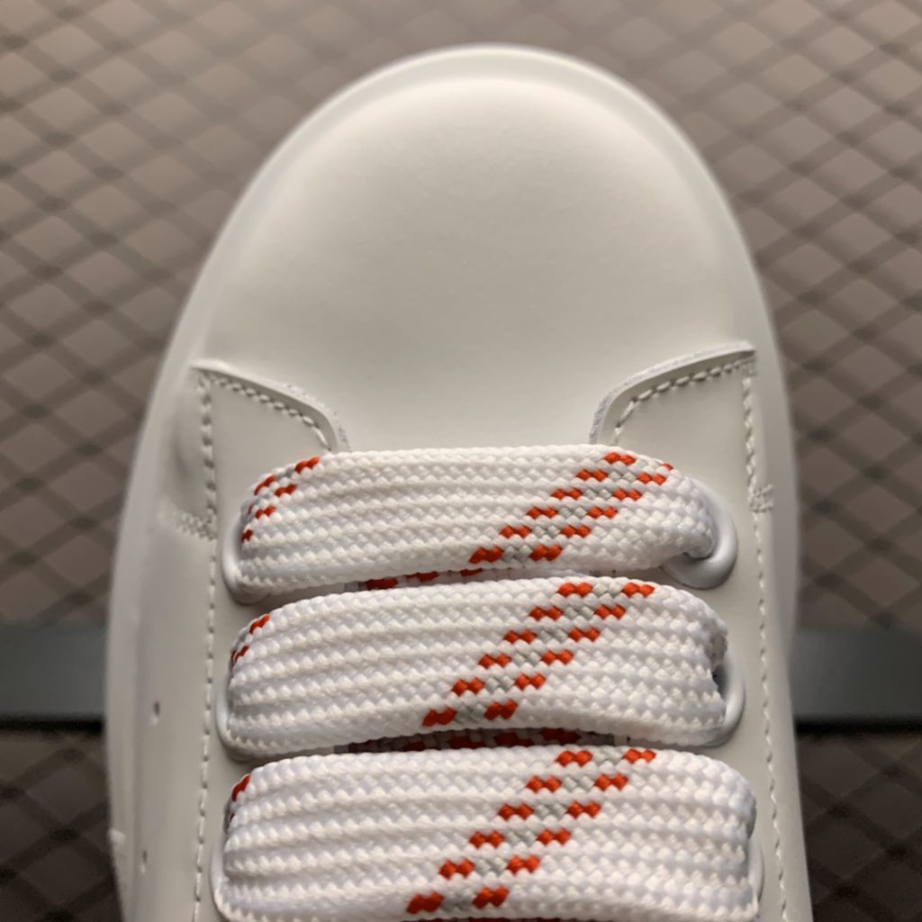 Alexander McQueen Thick Sole Casual Sports Shoes Fabric Imported Topcoat Cowhide Inner Lining Imported Sheepskin Fully Handmade Perforated insole Made of High Density Latex and Sheepskin Size: 35 36 37 38 39