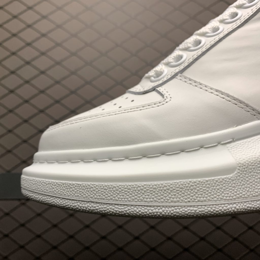 Alexander McQueen Early Spring 2020 Latest Fabric Imported Topcoat Cowhide Inner Lining Imported Sheepskin, Fully Hand Perforated, Padded with High Density Latex and Sheepskin Size: 35 36 37 38 39 40 41 42 43 44