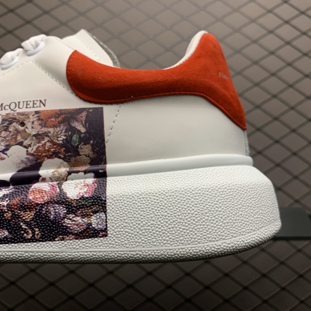 Alexander McQueen 5D Color Print 2019 New Color Matching Casual Shoes Available on the Official Website: Original Open Mold TPU Anti slip Open Mold Sole, Heavy Gold 5D Print Printing, Non fade and Non fade Counter Full Set Package Size: 35 36 37 38 39 40 41 42 43 44