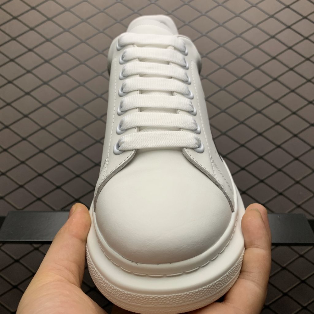Alexander McQueen 5D Color Print 2019 New Color Matching Casual Shoes Available on the Official Website: Original Open Mold TPU Anti slip Open Mold Sole, Heavy Gold 5D Print Printing, Non fade and Non fade Counter Full Set Package Size: 35 36 37 38 39 40 41 42 43 44