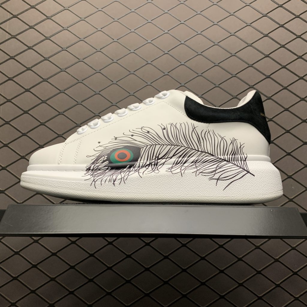 Alexander McQueen 5D Color Print 2019 New Color Matching Casual Shoes Available on the Official Website: Original Open Mold TPU Anti slip Open Mold Sole, Heavy Gold 5D Print Printing, Non fade and Non fade Counter Full Set Package Size: 35 36 37 38 39 40 41 42 43 44