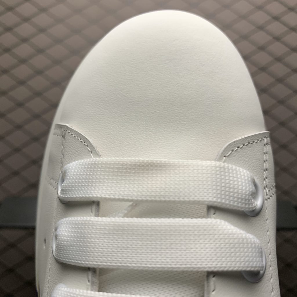 Alexander McQueen 5D Color Print 2019 New Color Matching Casual Shoes Available on the Official Website: Original Open Mold TPU Anti slip Open Mold Sole, Heavy Gold 5D Print Printing, Non fade and Non fade Counter Full Set Package Size: 35 36 37 38 39 40 41 42 43 44
