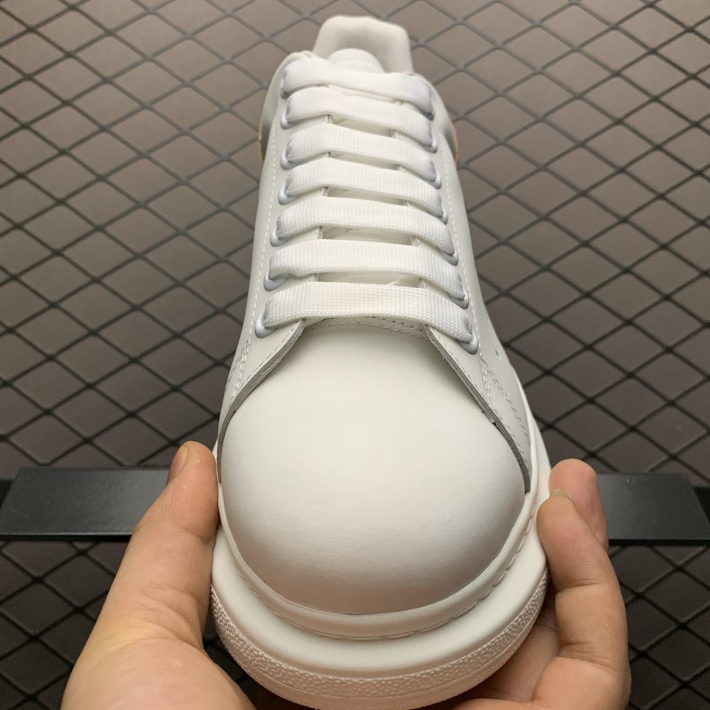 Alexander McQueen 5D Color Print 2019 New Color Matching Casual Shoes Available on the Official Website: Original Open Mold TPU Anti slip Open Mold Sole, Heavy Gold 5D Print Printing, Non fade and Non fade Counter Full Set Package Size: 35 36 37 38 39 40 41 42 43 44