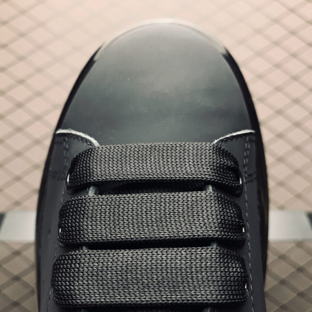 Alexander McQueen Spring/Summer 2019 New Full-length Air Cushioned Retro Casual Sports Shoes True Air Pressure Air Cushioned Footfeel Rebound Machine Extremely Official Full Shoes Imported Silk Matte Cowhide Water Dyed Sheepskin Inner Lining Cowhide Pads Original Open Pattern outsole Ultimate Comfort Size: 35 36 37 38 39 40 41 42 43 44