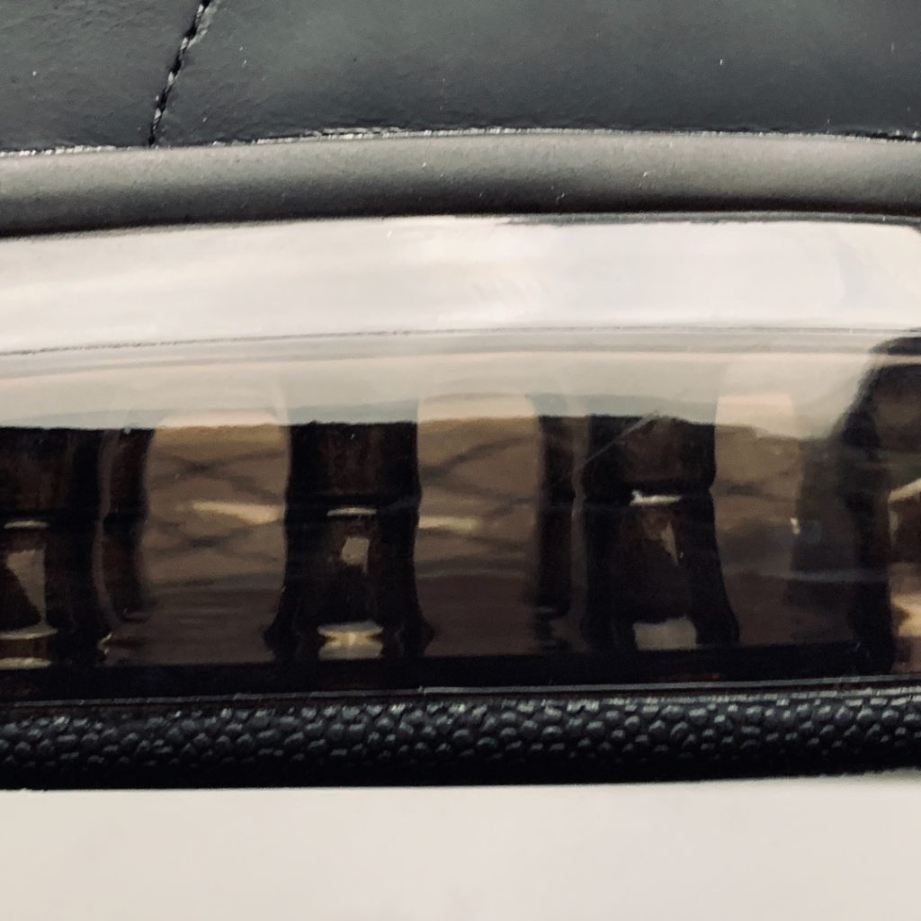 Alexander McQueen Spring/Summer 2019 New Full-length Air Cushioned Retro Casual Sports Shoes True Air Pressure Air Cushioned Footfeel Rebound Machine Extremely Official Full Shoes Imported Silk Matte Cowhide Water Dyed Sheepskin Inner Lining Cowhide Pads Original Open Pattern outsole Ultimate Comfort Size: 35 36 37 38 39 40 41 42 43 44