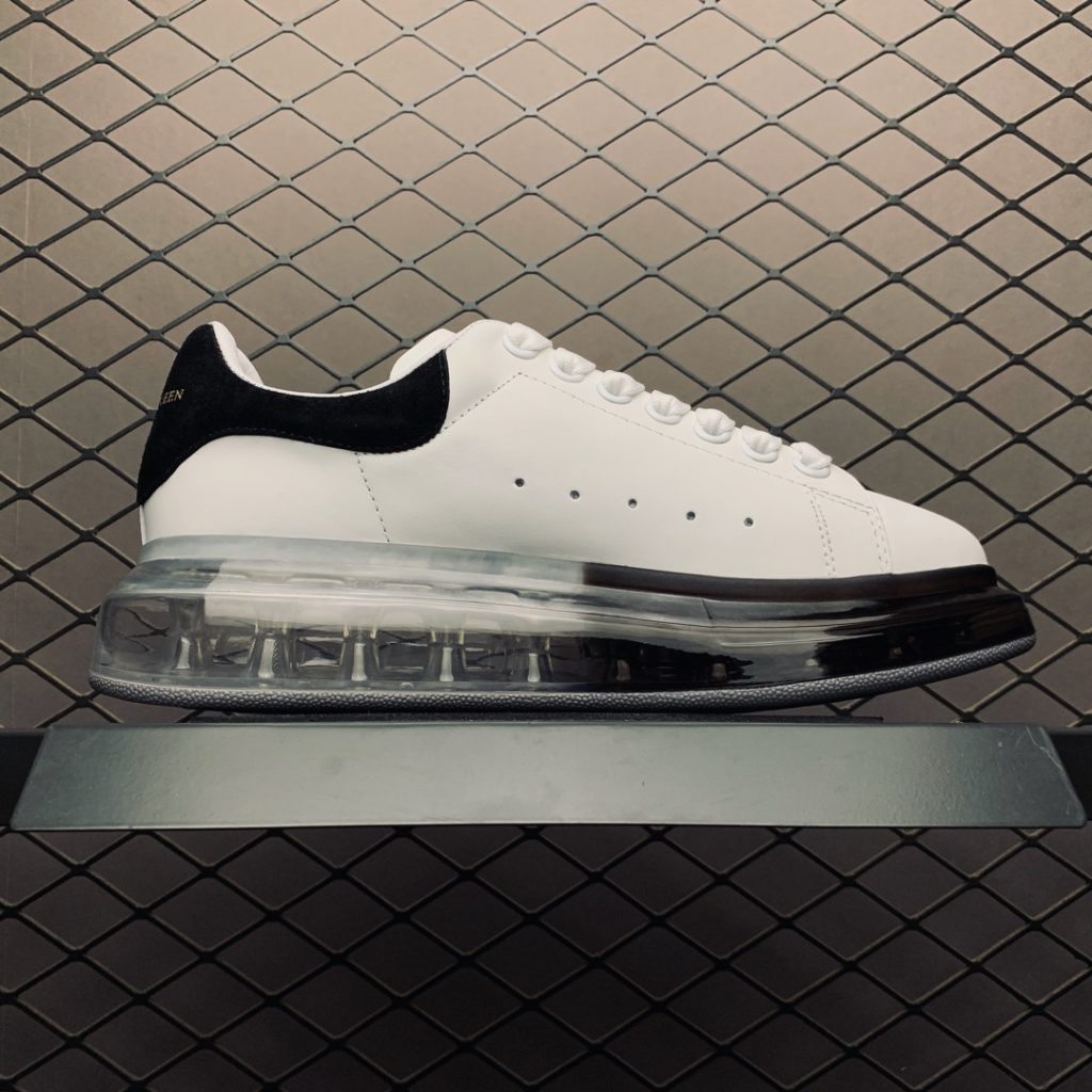 Alexander McQueen Spring/Summer 2019 New Full-length Air Cushioned Retro Casual Sports Shoes True Air Pressure Air Cushioned Footfeel Rebound Machine Extremely Official Full Shoes Imported Silk Matte Cowhide Water Dyed Sheepskin Inner Lining Cowhide Pads Original Open Pattern outsole Ultimate Comfort Size: 35 36 37 38 39 40 41 42 43 44