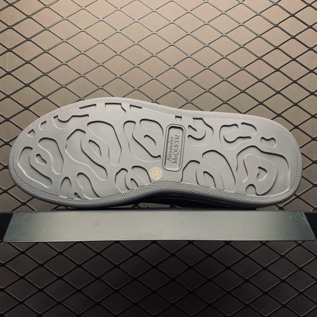 Alexander McQueen Spring/Summer 2019 New Full-length Air Cushioned Retro Casual Sports Shoes True Air Pressure Air Cushioned Footfeel Rebound Machine Extremely Official Full Shoes Imported Silk Matte Cowhide Water Dyed Sheepskin Inner Lining Cowhide Pads Original Open Pattern outsole Ultimate Comfort Size: 35 36 37 38 39 40 41 42 43 44