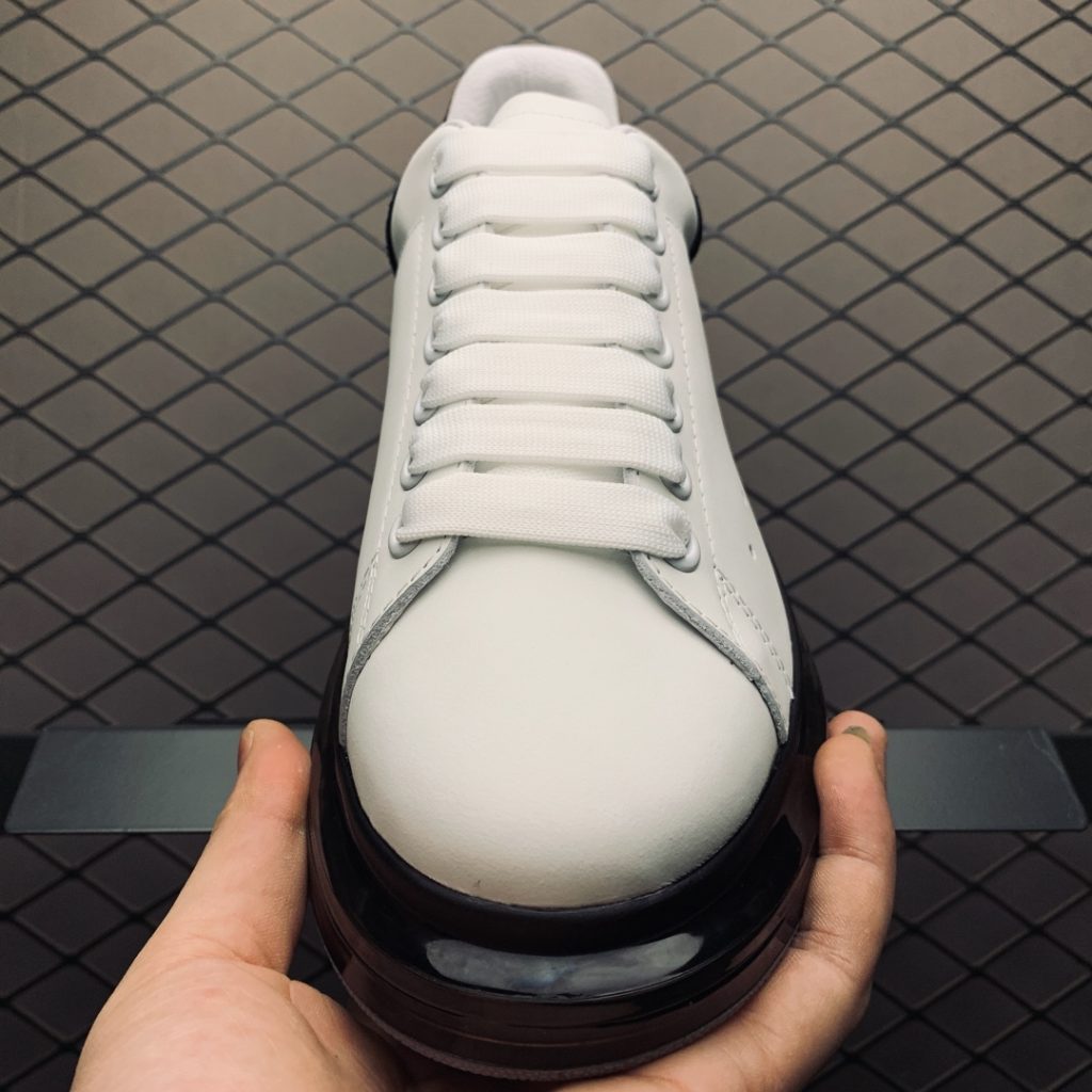 Alexander McQueen Spring/Summer 2019 New Full-length Air Cushioned Retro Casual Sports Shoes True Air Pressure Air Cushioned Footfeel Rebound Machine Extremely Official Full Shoes Imported Silk Matte Cowhide Water Dyed Sheepskin Inner Lining Cowhide Pads Original Open Pattern outsole Ultimate Comfort Size: 35 36 37 38 39 40 41 42 43 44