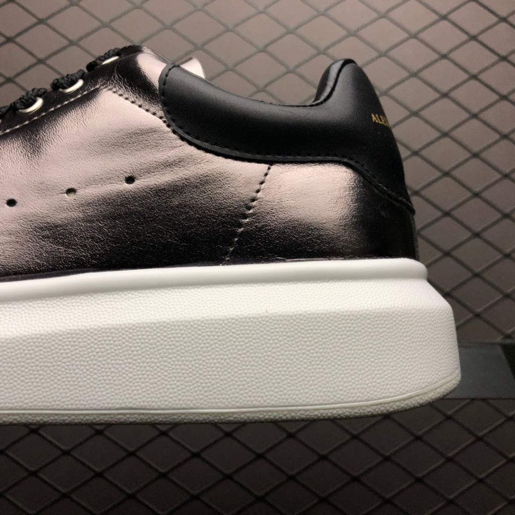 Italian luxury brand Alexander McQueen sole Sneakers Low top fashion thick sole casual sneakers Size: 35 36 37 38 39 40