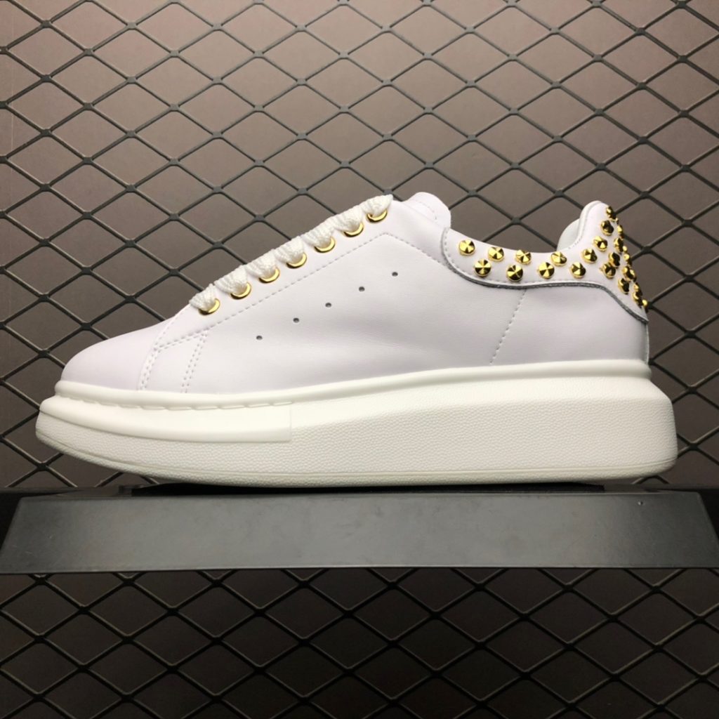 Italian luxury brand Alexander McQueen sole Sneakers Low top fashion thick sole casual sneakers Size: 35 36 37 38 39 40