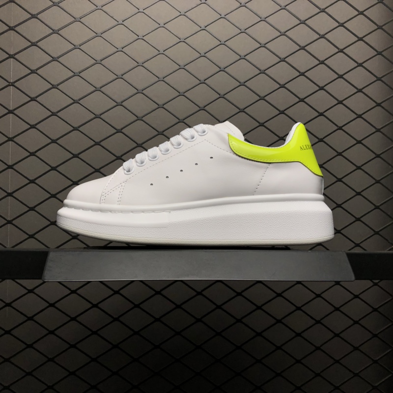 McQueen Little White Shoes Lacquer Leather Apple Green Tail Imported Inner and Outer Calfskin Leather Feet Feel Explosion Increases by 4cm Details Perfect Size: 35 36 37 38 39 40