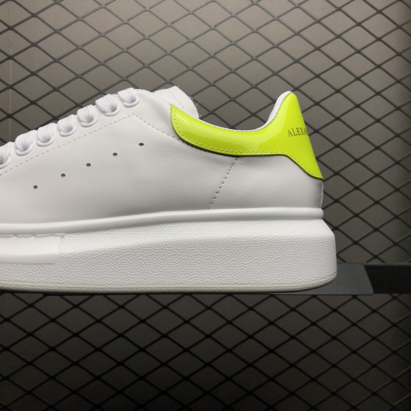 McQueen Little White Shoes Lacquer Leather Apple Green Tail Imported Inner and Outer Calfskin Leather Feet Feel Explosion Increases by 4cm Details Perfect Size: 35 36 37 38 39 40
