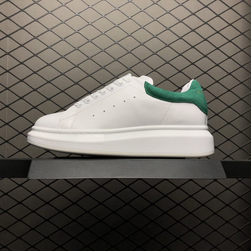 McQueen Little White Shoes Lacquer Leather Apple Green Tail Imported Inner and Outer Calfskin Leather Feet Feel Explosion Increases by 4cm Details Perfect Size: 35 36 37 38 39 40