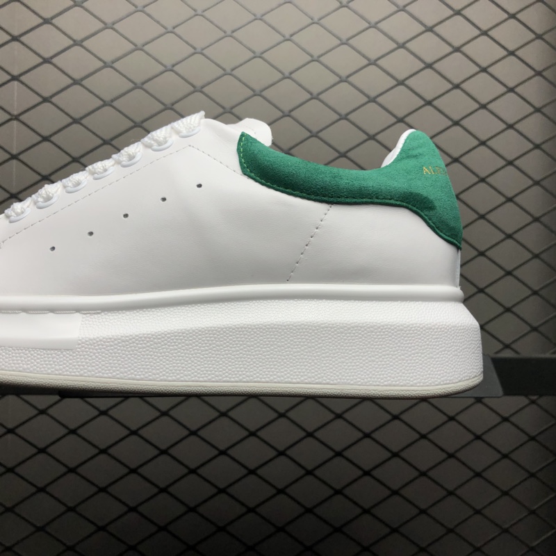 McQueen Little White Shoes Lacquer Leather Apple Green Tail Imported Inner and Outer Calfskin Leather Feet Feel Explosion Increases by 4cm Details Perfect Size: 35 36 37 38 39 40