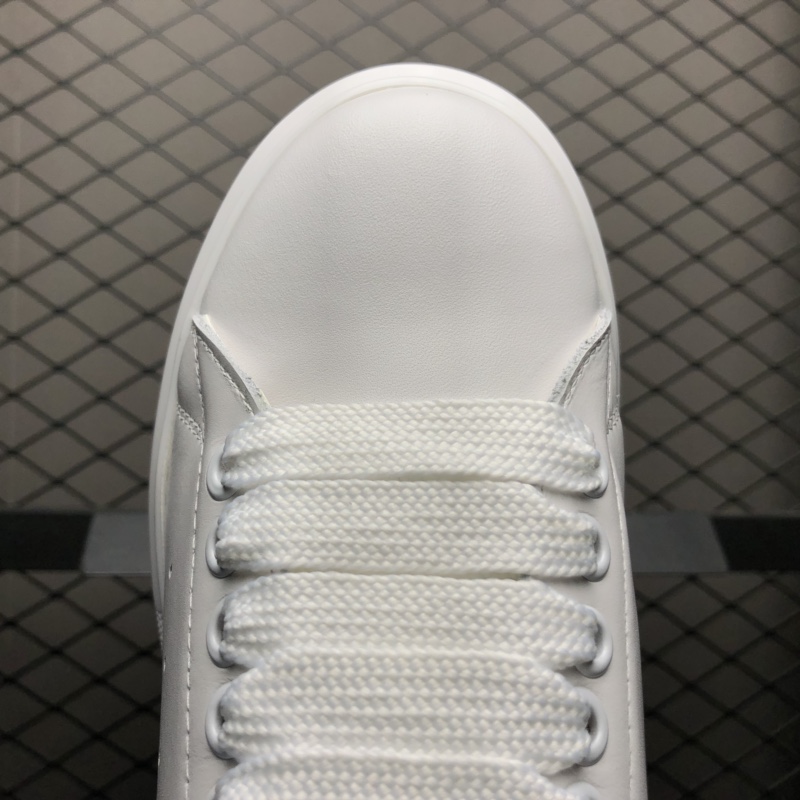 McQueen Little White Shoes Lacquer Leather Apple Green Tail Imported Inner and Outer Calfskin Leather Feet Feel Explosion Increases by 4cm Details Perfect Size: 35 36 37 38 39 40