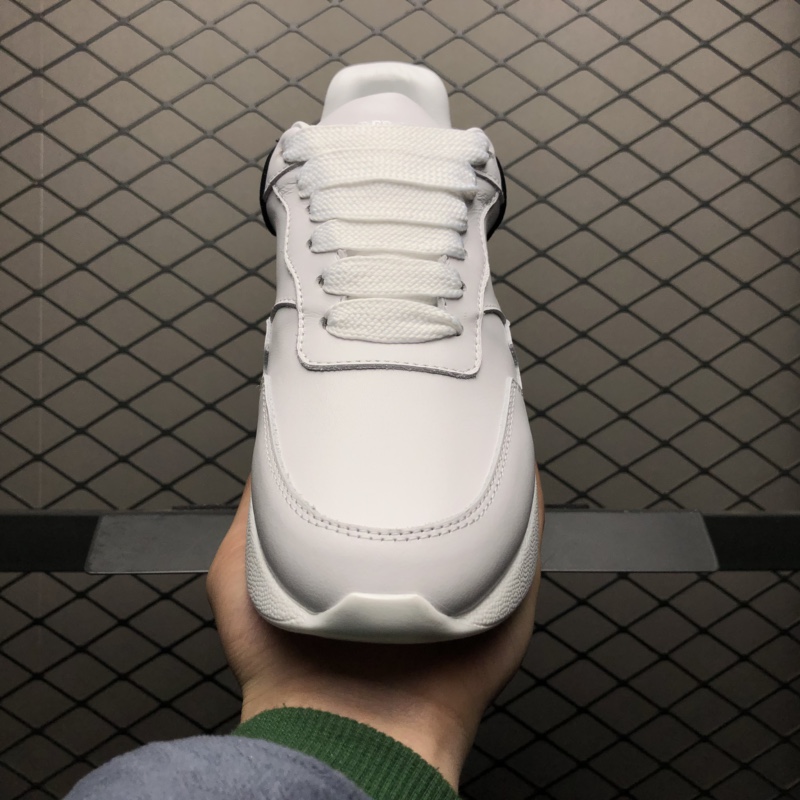 Alexander McQueen MCQ 18SS White Tail Little White Shoes Seize the Unique Style of Master Shoes That Are Popular All Over the World Continues McQueen's Classic White and Black Fashion Thick Sole Style Exclusive Shipping Correct Wave Tongue Full Body Topcoat Original Package Size: 35 36 37 38 39 40