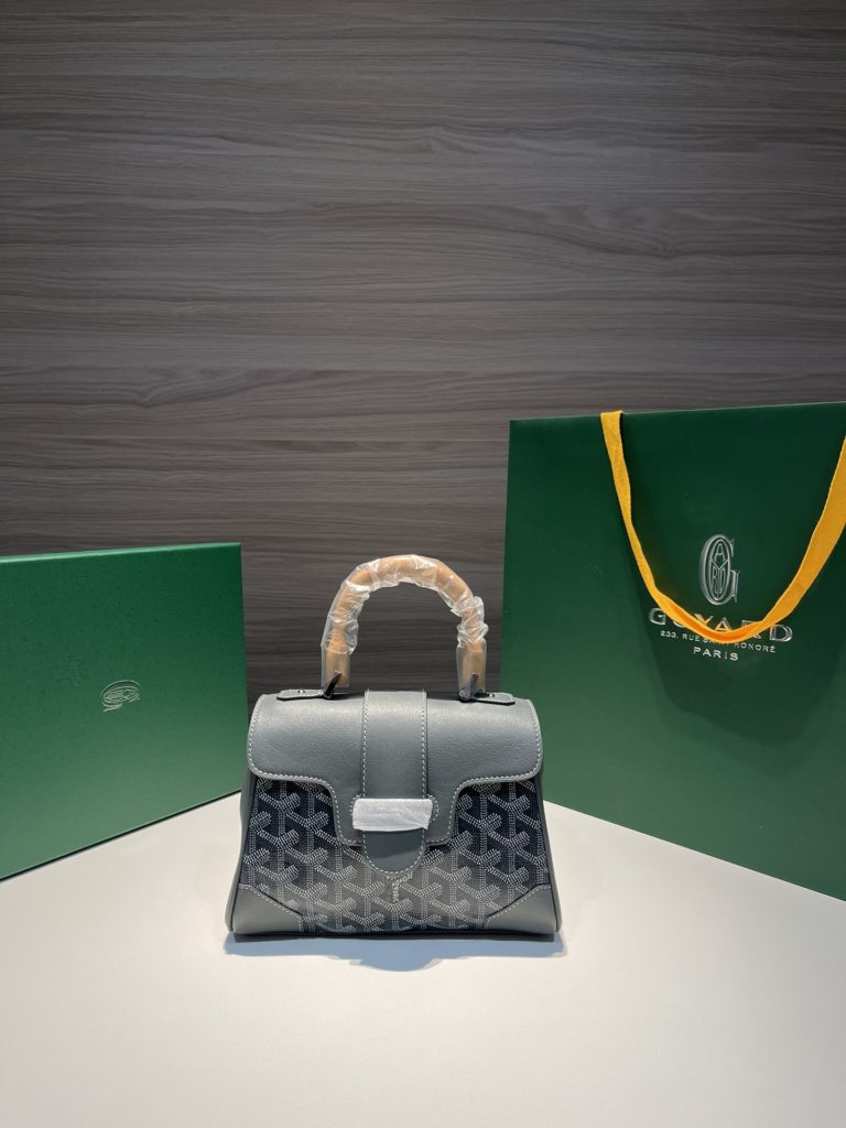Goya's new saigon mini saigon bag with soft leather is a classic among the classics! Iconic presbyopia ➕ Every time I look at this bag with a wooden handle, I deeply sigh, 