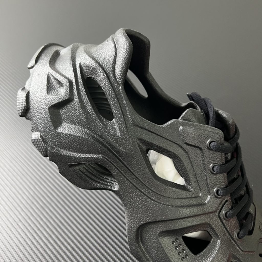 Balenciaga 22FW Crocs