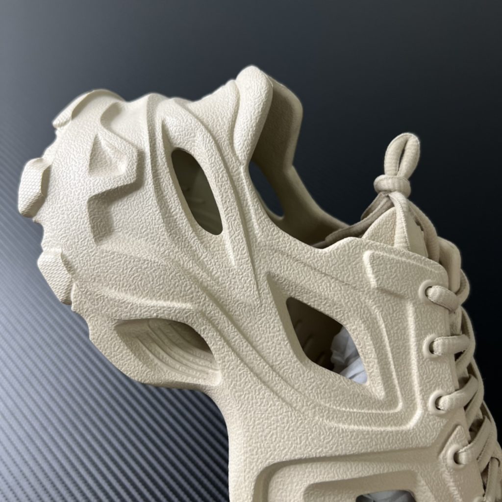 Balenciaga 22FW Crocs