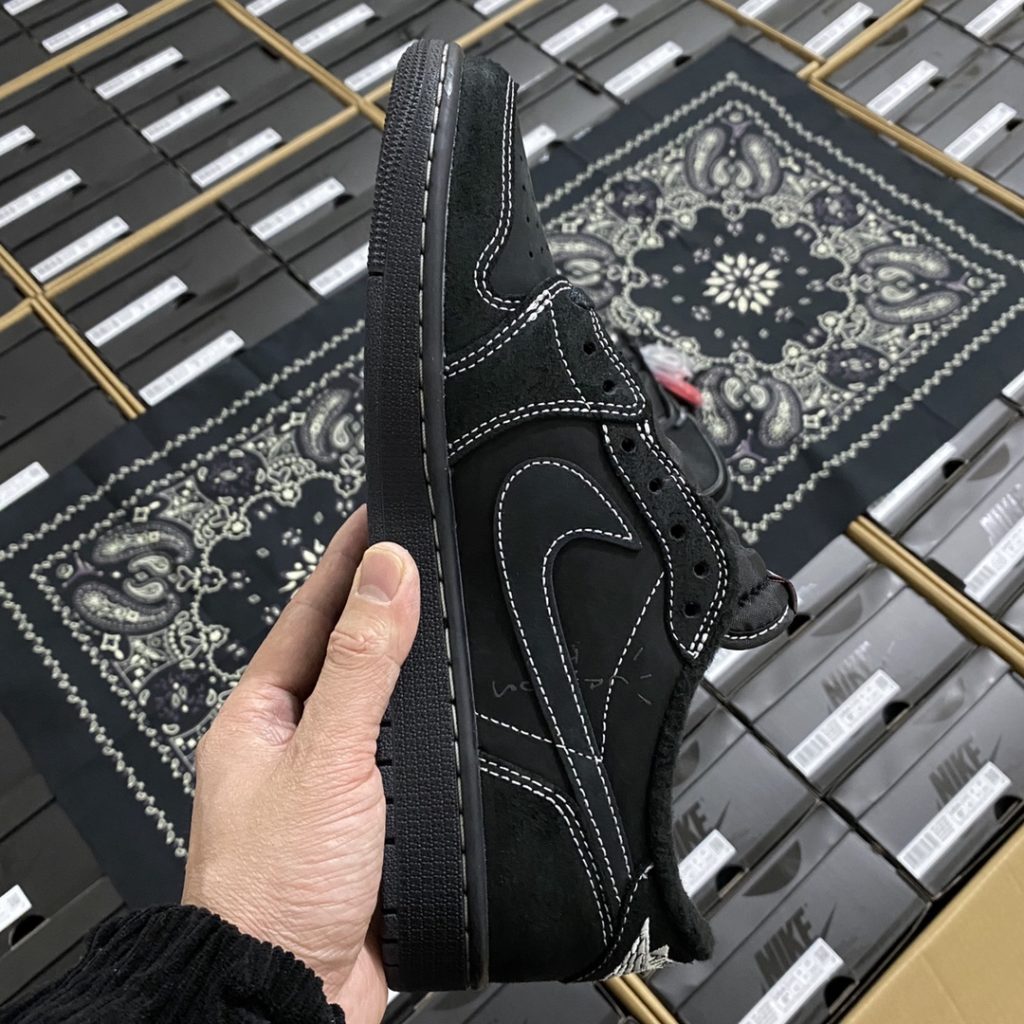 Travis Scott x Jordan 1 Low OG 