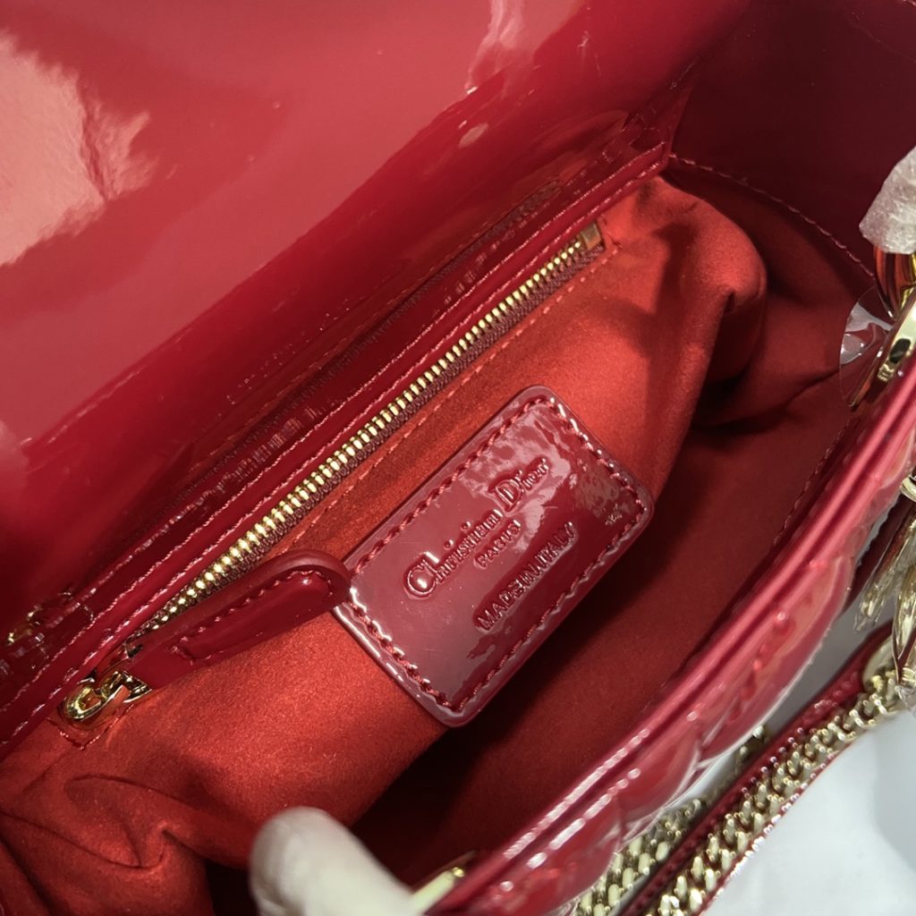 Mini Three Grid Lacquer Leather Wine Red/Rose Gold Buckle Imported Calfskin Frosted Deer Skin Pattern Velvet Lining High Density Electroplated Hardware Rose Gold Small Hole Pull Ring Straight Line Real Screw Lock Adjustable Leather Shoulder Strap ➕ Chain complete with original packaging