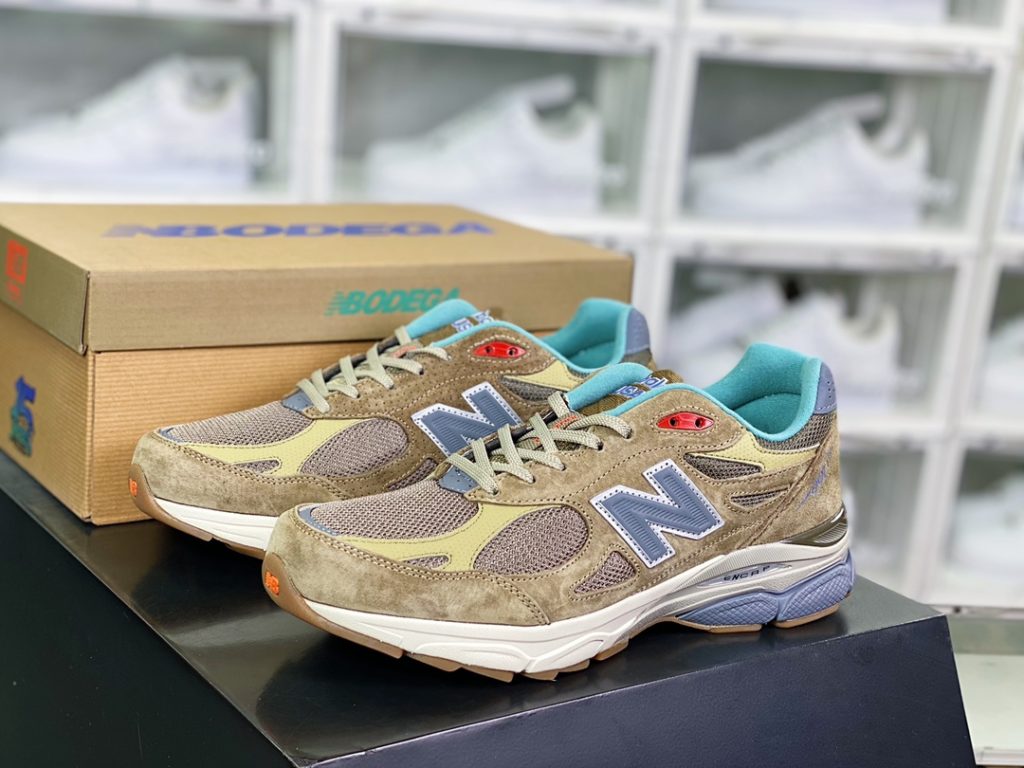 Made in USA M990V3 Made in USA M990V3