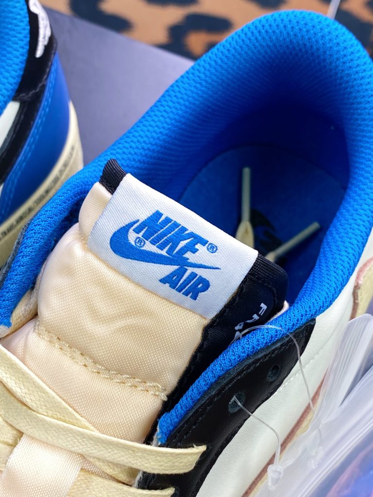 Ragment design x Travis Scott x Air Jordan 1 High OG SP Ragment design x Travis Scott x Air Jordan 1 High OG SP