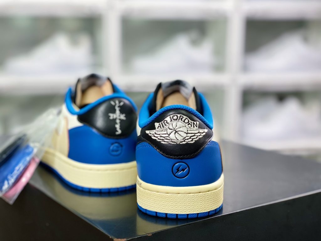 Ragment design x Travis Scott x Air Jordan 1 High OG SP Ragment design x Travis Scott x Air Jordan 1 High OG SP