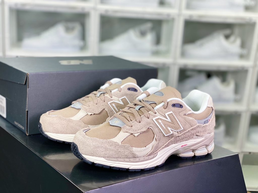 ML2002 series retro dad style casual sports jogging shoes ML2002 series retro dad style casual sports jogging shoes