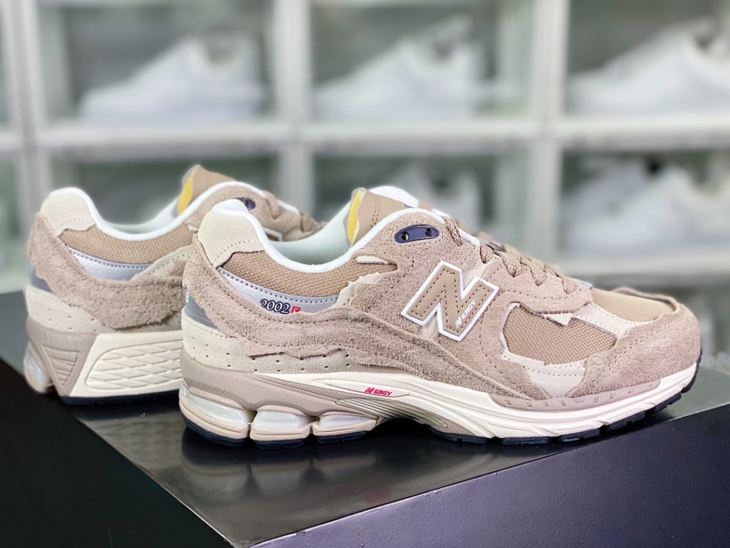 ML2002 series retro dad style casual sports jogging shoes ML2002 series retro dad style casual sports jogging shoes