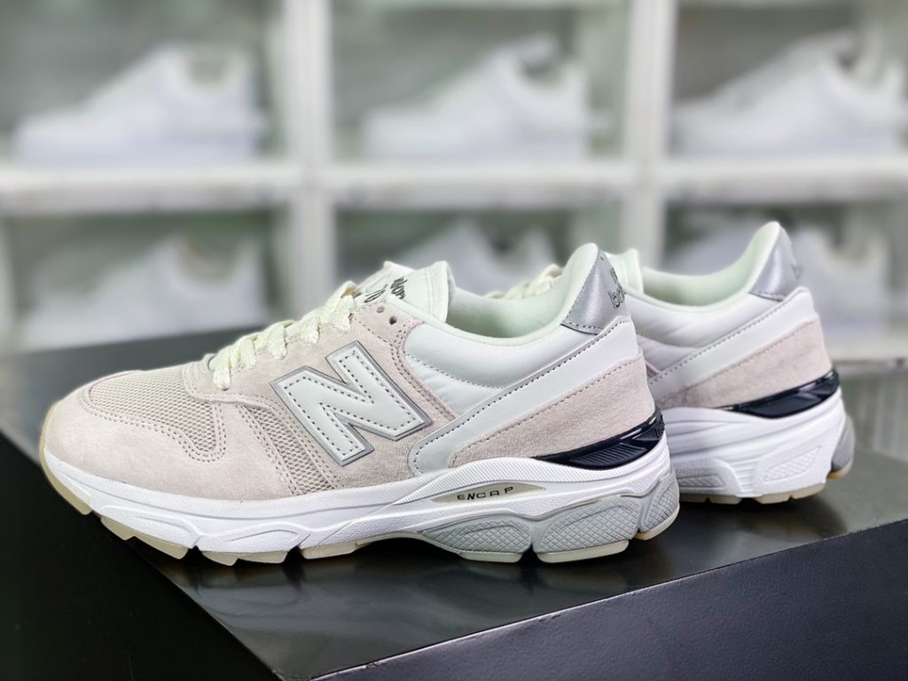 Made in UK M7709 British Series Vintage Dad Style Casual Sports Jogging Shoe Made in UK M7709 British Series Vintage Dad Style Casual Sports Jogging Shoe