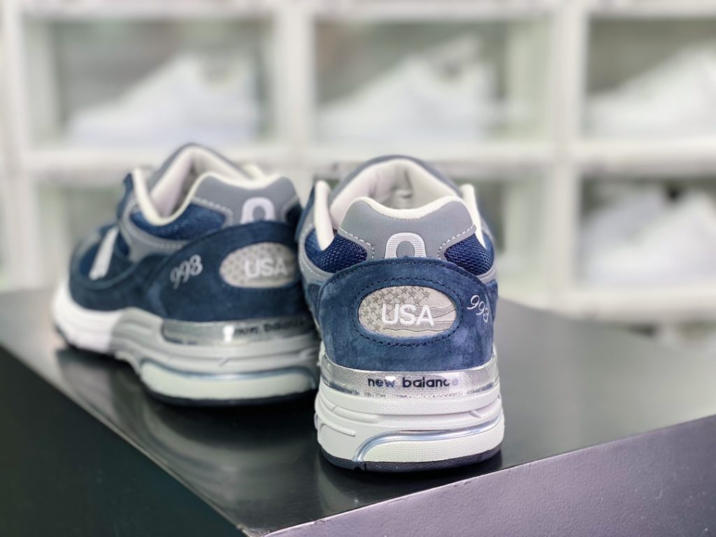 New Balance Made in USA MR993 Series Classic Retro Casual Sports Versatile Dad Running Shoe New Balance Made in USA MR993 Series Classic Retro Casual Sports Versatile Dad Running Shoe