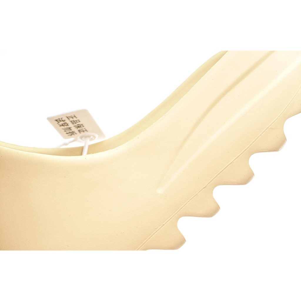 YEEZY SLIDE Coconut Slippers Original Factory New Material Rice uses the original MD full set of molds to create the original standard original ink full set of original last synchronization company goods full set of private molds up to 47 in line with human body design 9