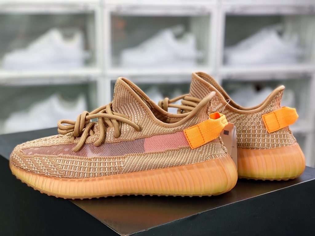 Kanye West x Yeezy Boost 350 V2 Kanye West x Yeezy Boost 350 V2