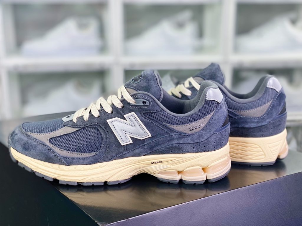 New Balance 2002R Gore Tex New Balance 2002R Gore Tex