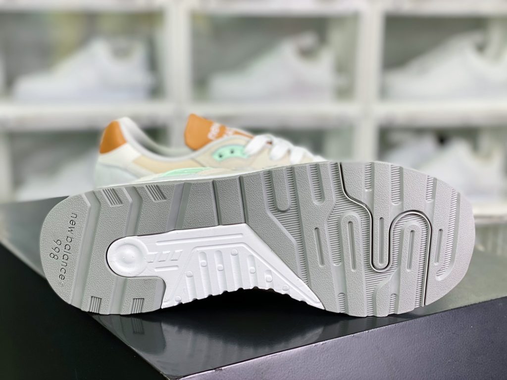 M998 Made in USA High end American bloodline Classic Retro Casual Sports Jogging Shoe M998 Made in USA High end American bloodline Classic Retro Casual Sports Jogging Shoe