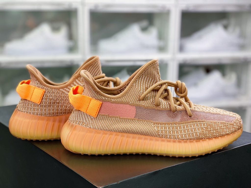 Kanye West x Yeezy Boost 350 V2 Kanye West x Yeezy Boost 350 V2