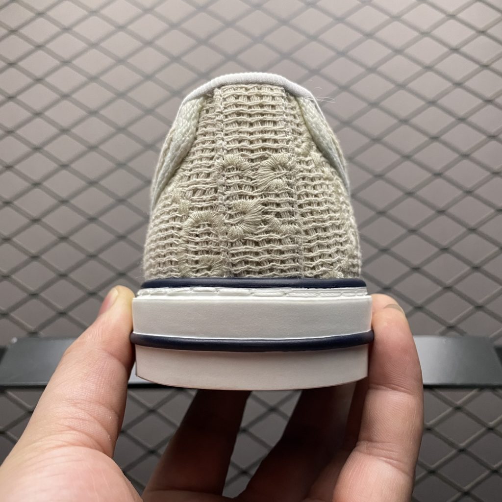 Local self fetching Overseas Shopping Agency Exclusive Quality Gucci Gucci Tennis 1977 Series Low Top Casual Board Shoes Officially Synchronized New Color Matching Exclusive First Available on Market The Highest Version Original Shoes Development Full Set of Counter Packages and Accessories Size: 35 36 37 38 39