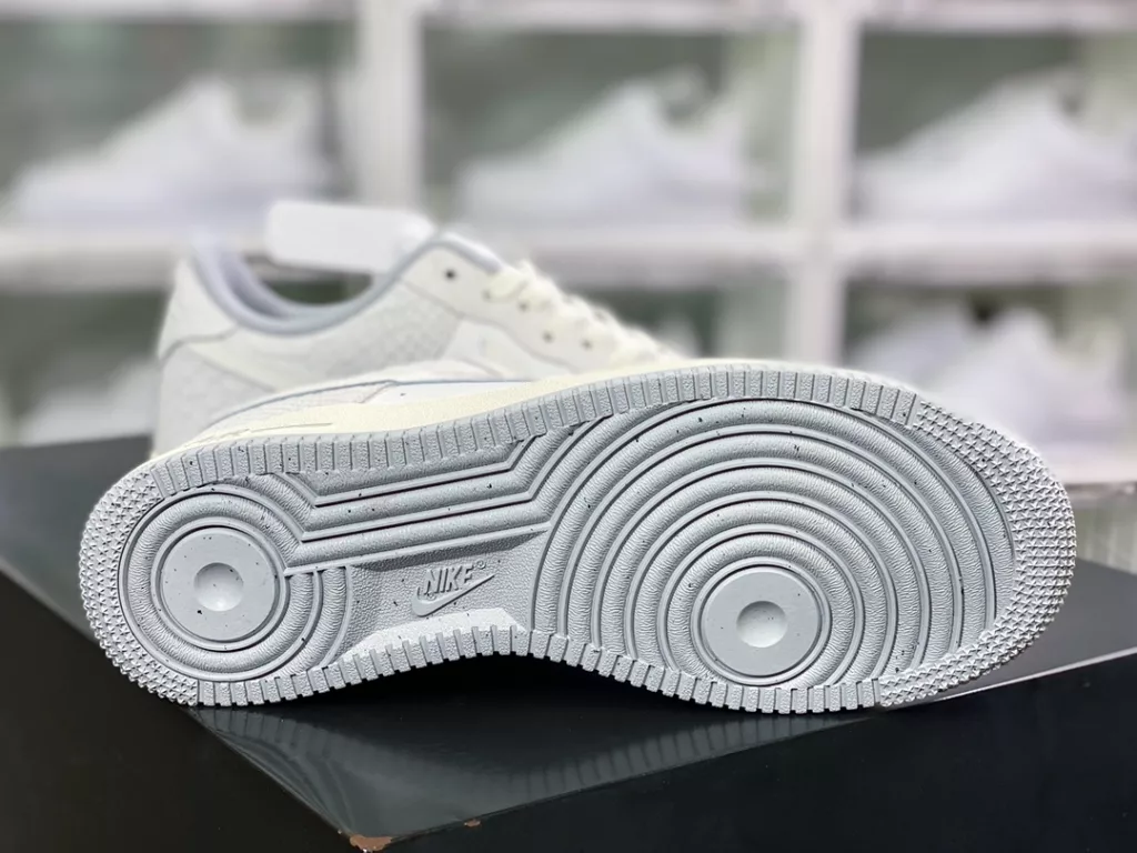 Nike Wmns Air Force 1'07 Low Nike Wmns Air Force 1'07 Low