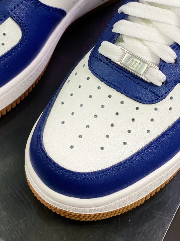 Nike Air Force 1'07 Low LX Nike Air Force 1'07 Low LX