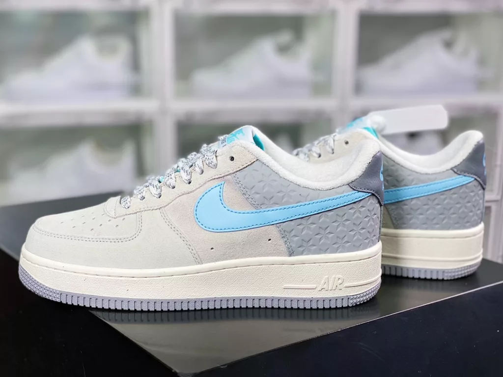 Nike Air Force 1'07 Low LX Nike Air Force 1'07 Low LX