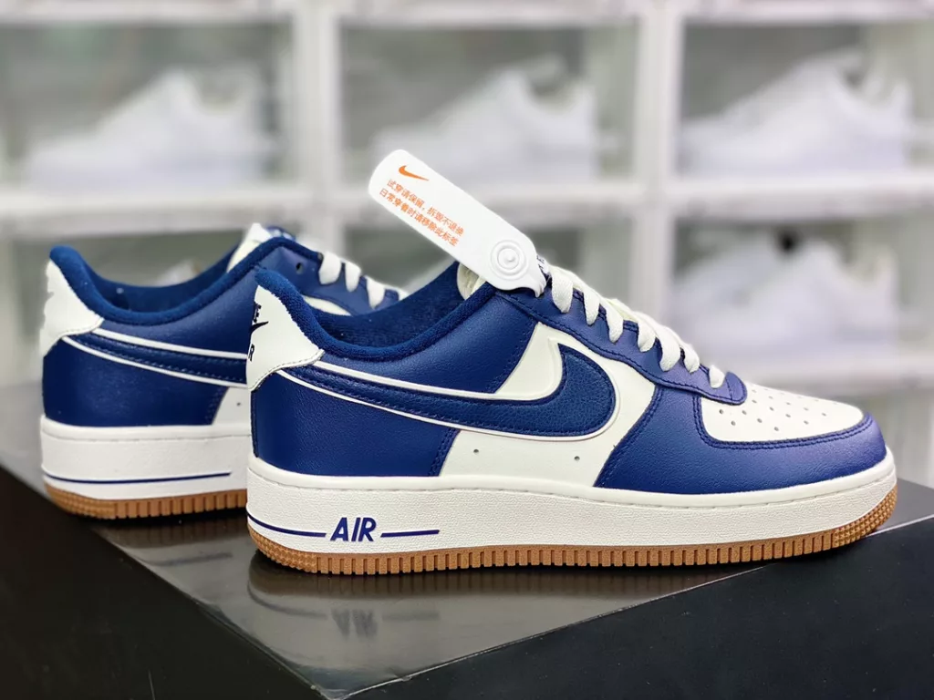 Nike Air Force 1'07 Low LX Nike Air Force 1'07 Low LX