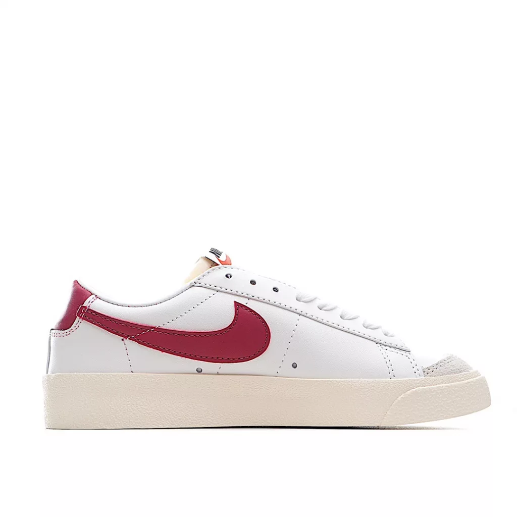 The Nike Blazer Mid '1977 Vintage Low The Nike Blazer Mid '1977 Vintage Low