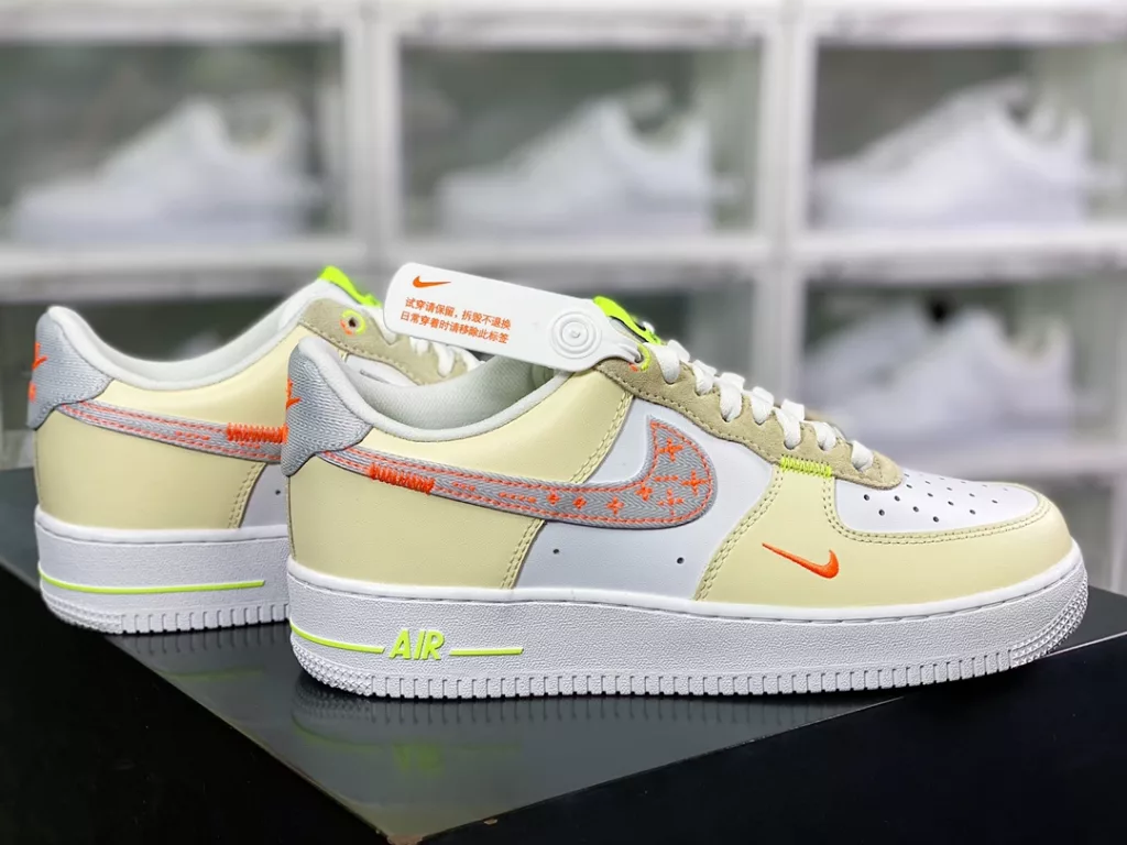 New Nike Air Force 1'07 Low New Nike Air Force 1'07 Low