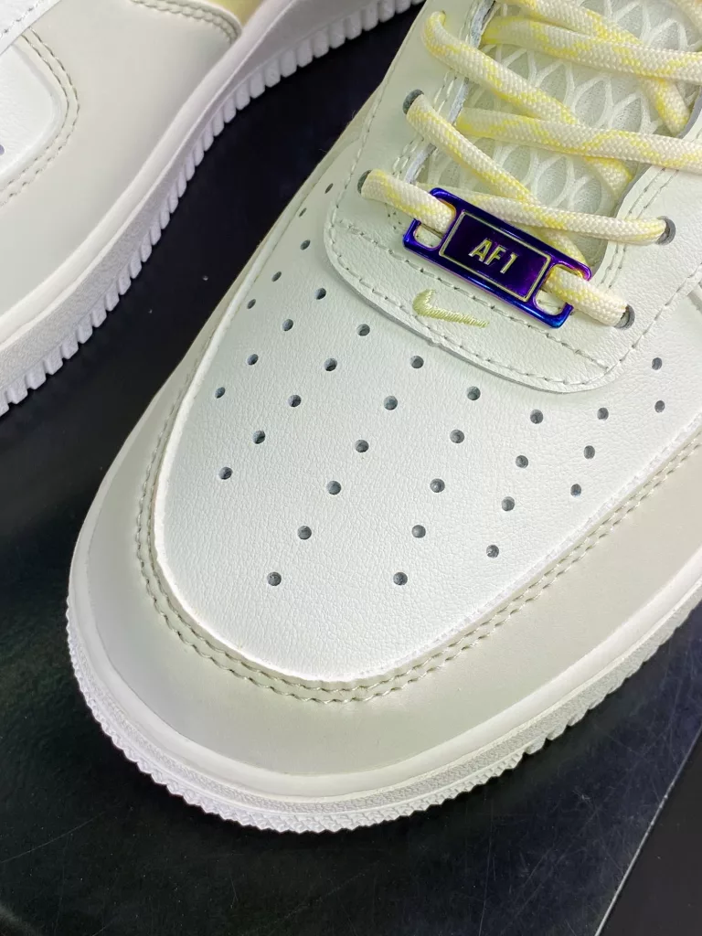 Nike Wmns Air Force 1'07 LX Nike Wmns Air Force 1'07 LX
