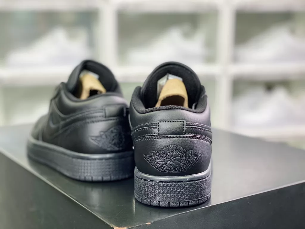 Nike Air Force 1'07 Low Nike Air Force 1'07 Low